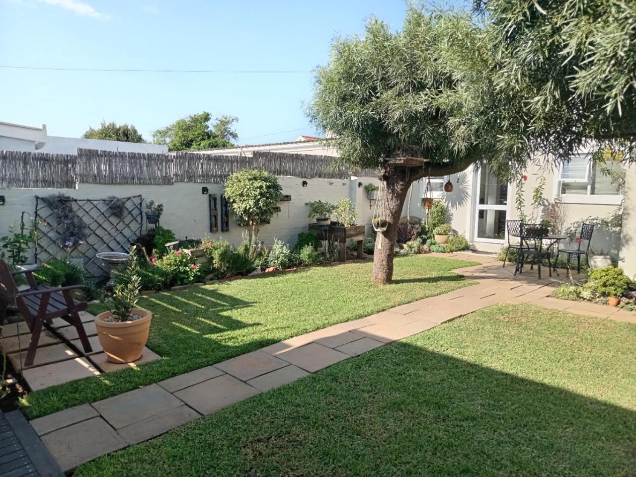 Urban Manor Bed & Breakfast Port Elizabeth Exterior foto