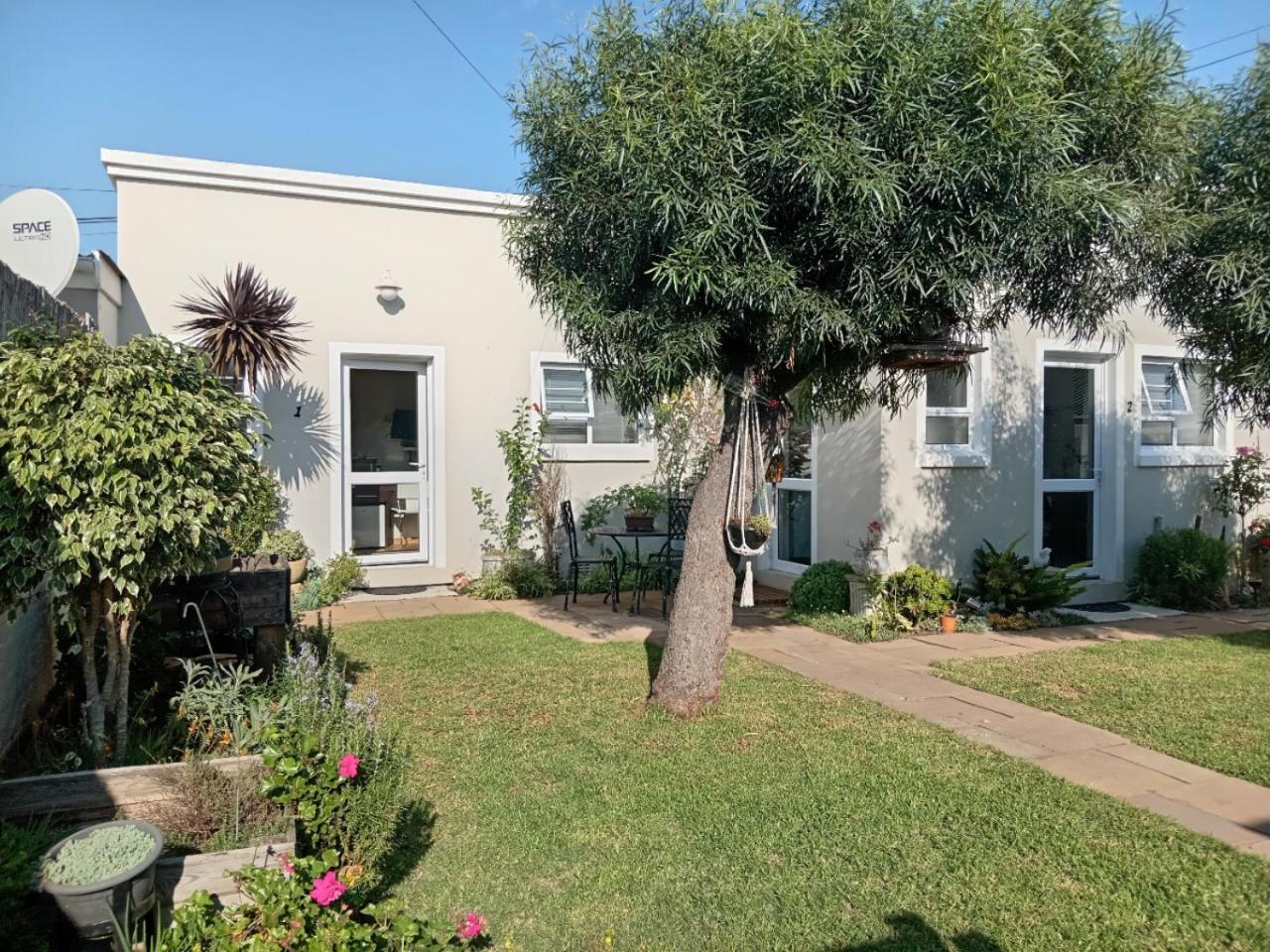 Urban Manor Bed & Breakfast Port Elizabeth Exterior foto